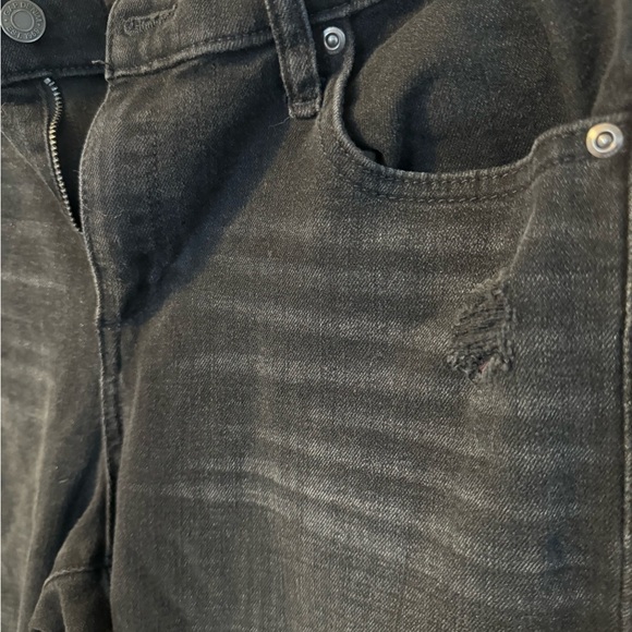 Gap true skinny black distressed jeans - Picture 3 of 6